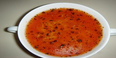 Salçalı Şehriye Çorbası Tarifi ve Malzemeleri Salçalı Şehriye Çorbası